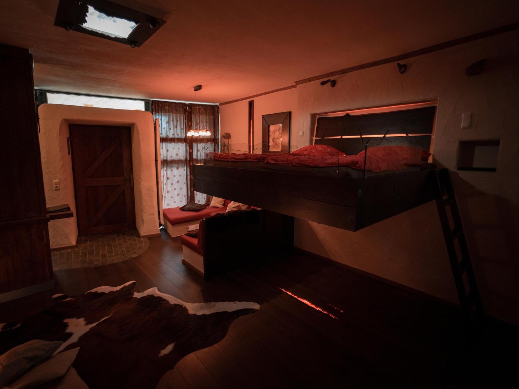 Holiday Home With Whirlpool And Sauna In ヴィヒタッハ エクステリア 写真