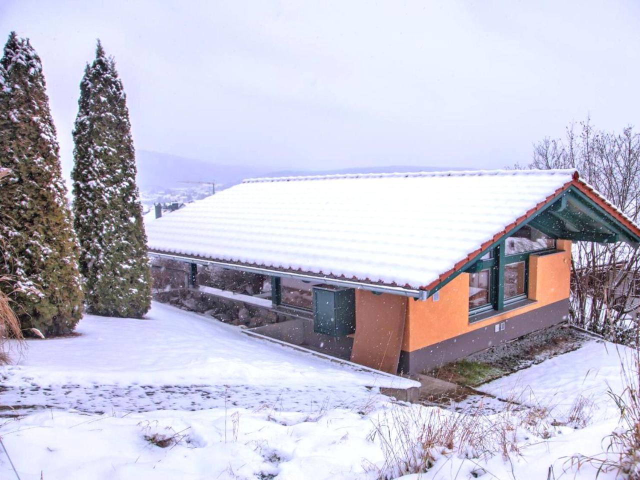 Holiday Home With Whirlpool And Sauna In ヴィヒタッハ エクステリア 写真
